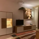 Apartment Aura *